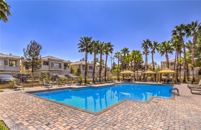 251 South Green Valley Parkway 4822, Henderson, NV 89012