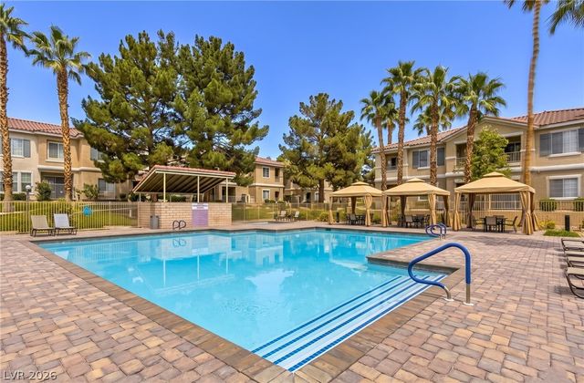 251 South Green Valley Parkway 4822, Henderson, NV 89012