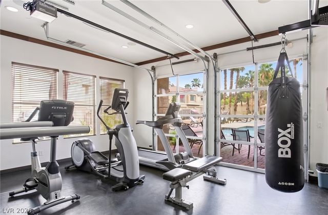 251 South Green Valley Parkway 4822, Henderson, NV 89012