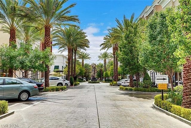 251 South Green Valley Parkway 4822, Henderson, NV 89012