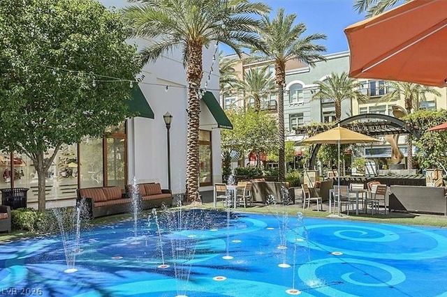 251 South Green Valley Parkway 4822, Henderson, NV 89012