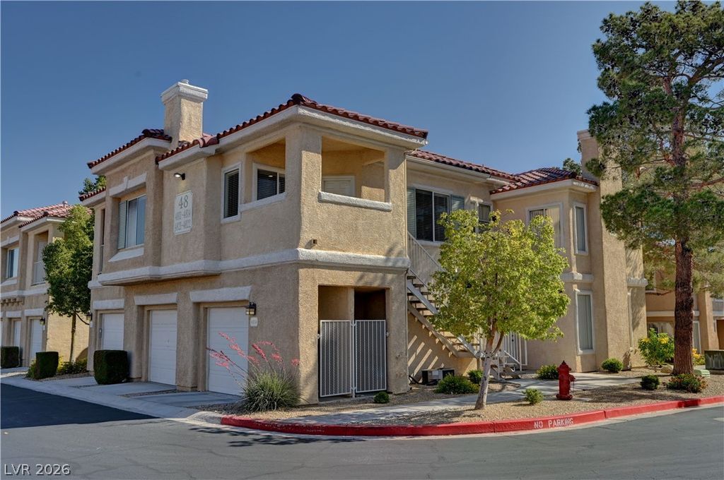 251 South Green Valley Parkway 4822, Henderson, NV 89012