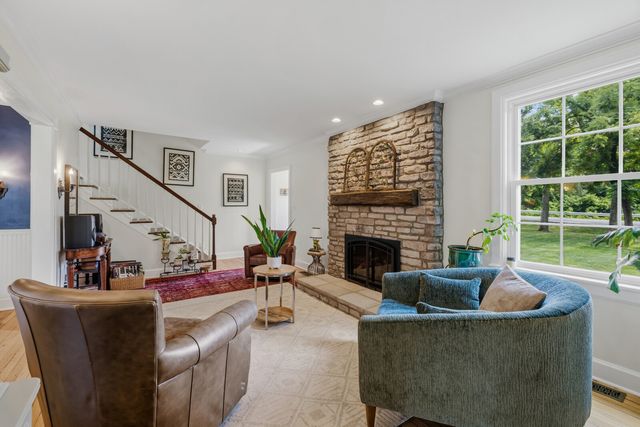852 Battery Ln, Nashville, TN 37220