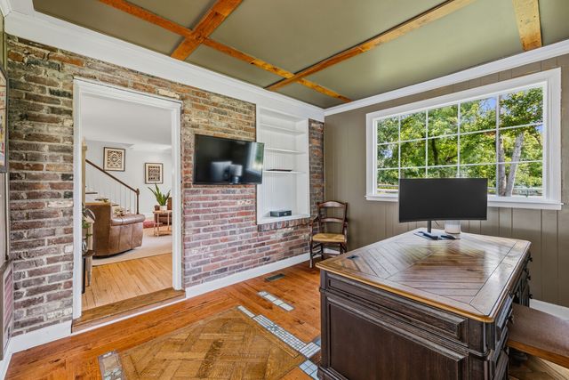 852 Battery Ln, Nashville, TN 37220