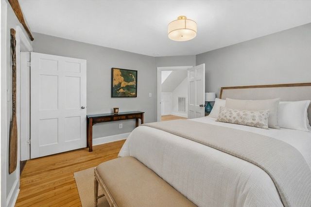 852 Battery Ln, Nashville, TN 37220