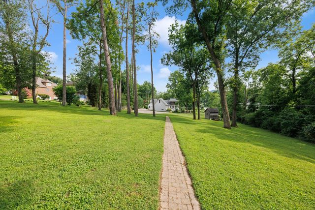 852 Battery Ln, Nashville, TN 37220