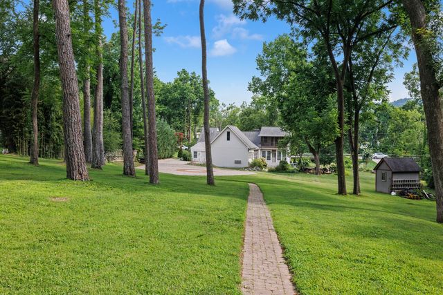852 Battery Ln, Nashville, TN 37220