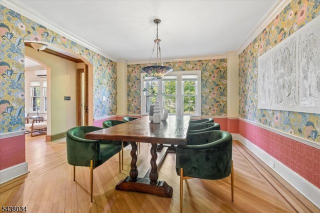 18 Burroughs Way, Maplewood Twp., NJ 07040