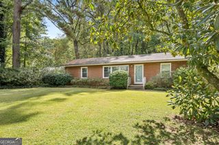 2855 Hollywood Drive, Decatur, GA 30033