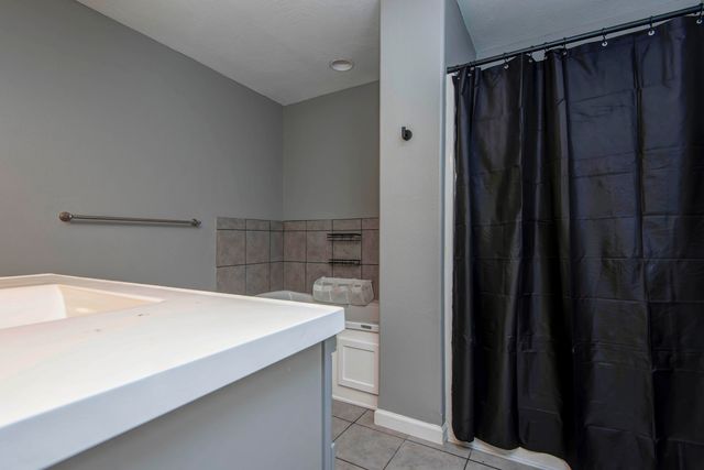 821 S Barberry Court, Nixa, MO 65714