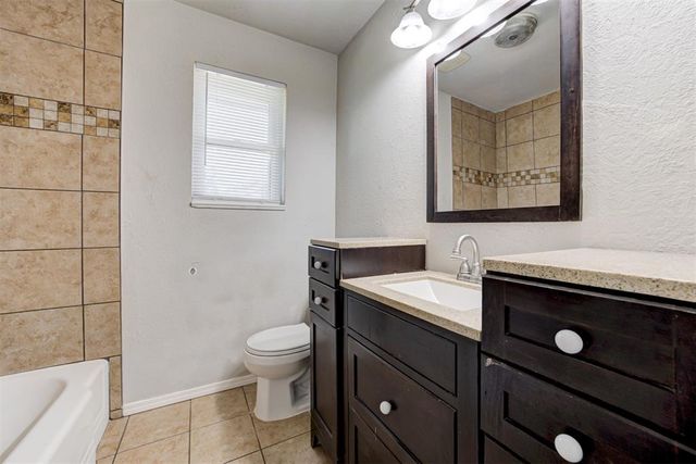 2537 SW 66th Street, Oklahoma City, OK 73159