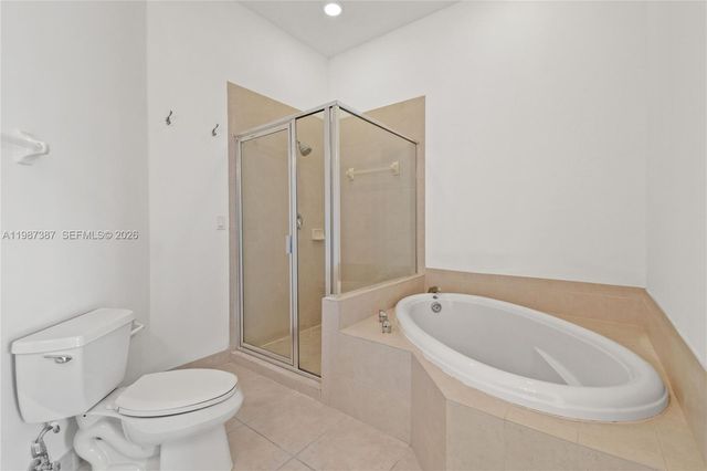 475 Ocean Ridge Way, Juno Beach, FL 33408