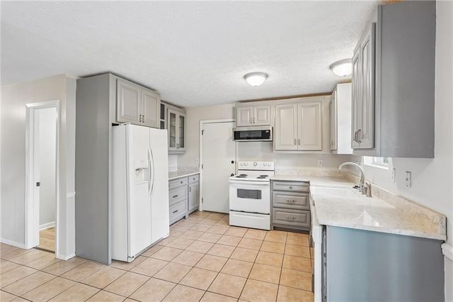 4701 Valley Ridge Drive, Duluth, GA 30096