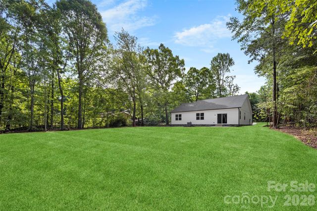 1290 Scotts Creek Road, Statesville, NC 28625