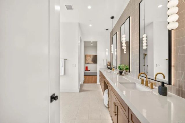 1341 Berryman Canyon Road, Encinitas, CA 92024