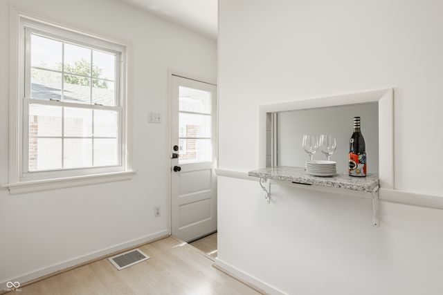 6140 Rosslyn Avenue, Indianapolis, IN 46220