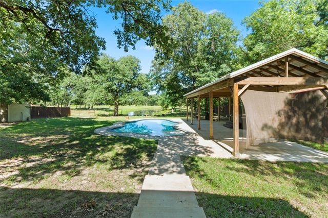 7600 County Road 3700, Athens, TX 75752