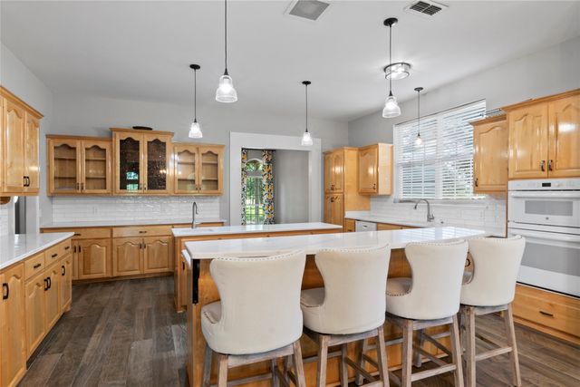 7600 County Road 3700, Athens, TX 75752