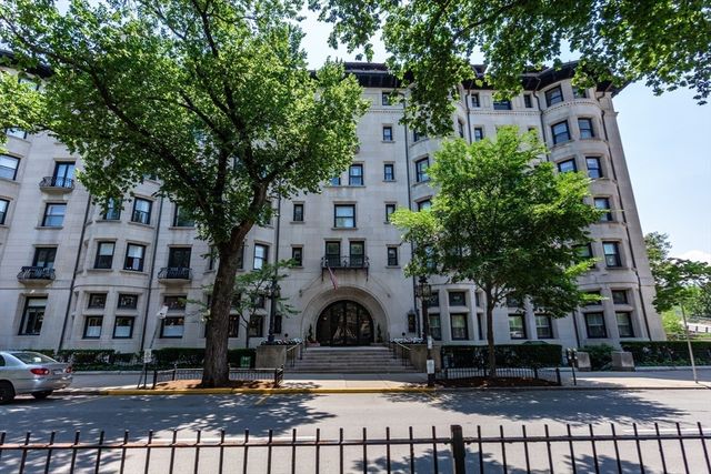 416 Commonwealth Ave 611, Boston, MA 02215