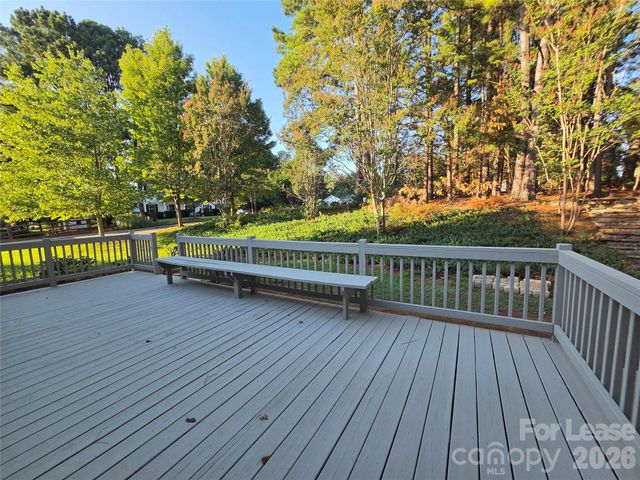 112 Spring Grove Drive, Mooresville, NC 28117