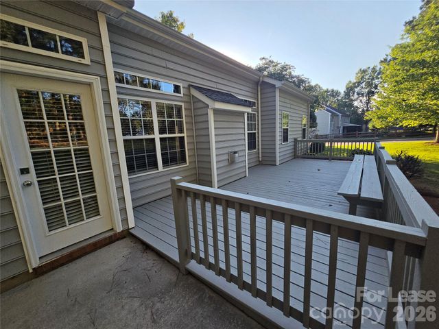 112 Spring Grove Drive, Mooresville, NC 28117
