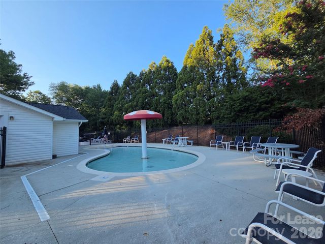 112 Spring Grove Drive, Mooresville, NC 28117