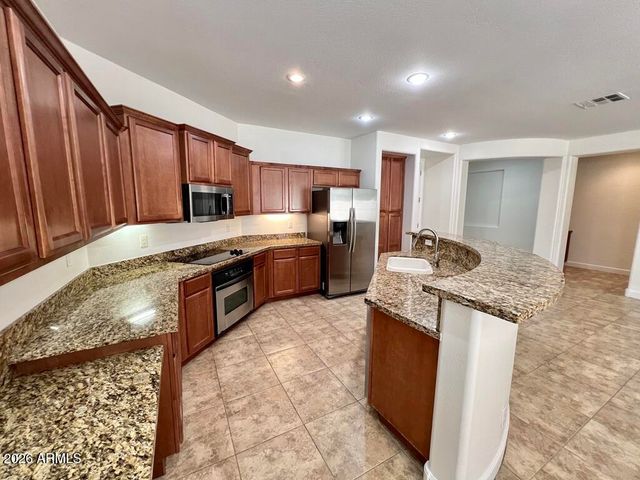 320 W WISTERIA Place, Chandler, AZ 85248