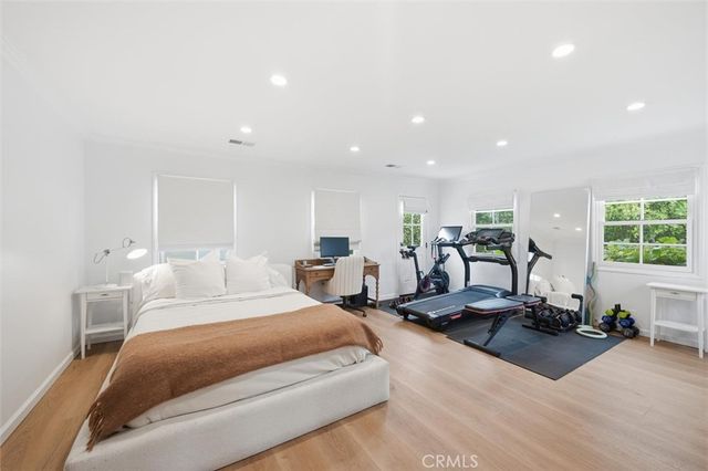 6426 W 82nd Street, Los Angeles, CA 90045