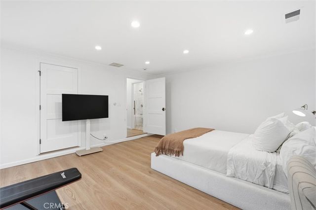 6426 W 82nd Street, Los Angeles, CA 90045