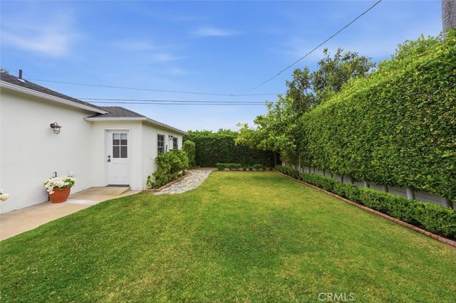 6426 W 82nd Street, Los Angeles, CA 90045