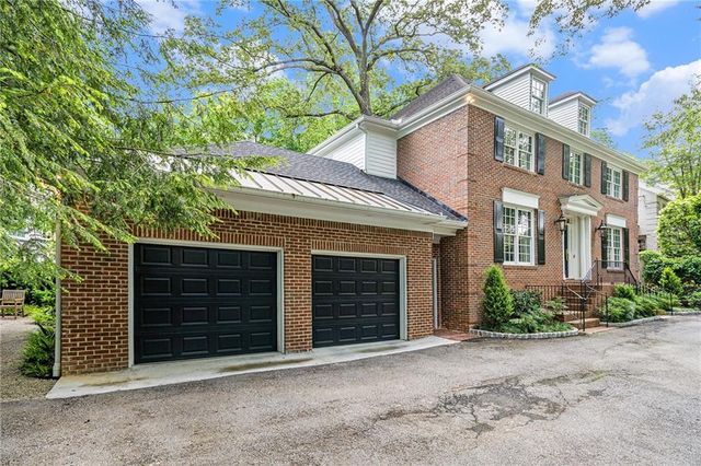 575 Peachtree Battle Avenue NW, Atlanta, GA 30305