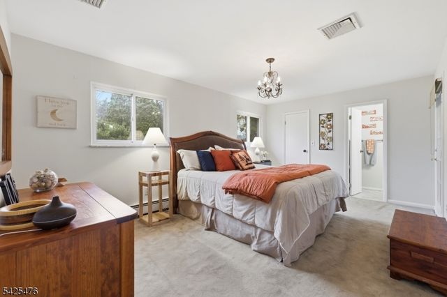 52 Smithtown Rd, Mount Olive Twp., NJ 07828