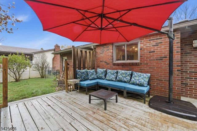 52 Smithtown Rd, Mount Olive Twp., NJ 07828