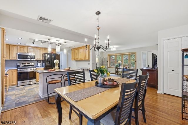 52 Smithtown Rd, Mount Olive Twp., NJ 07828