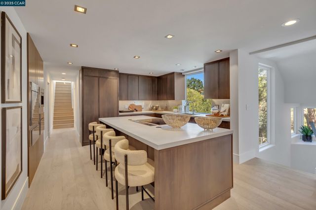 127 Caminar Way, Walnut Creek, CA 94596