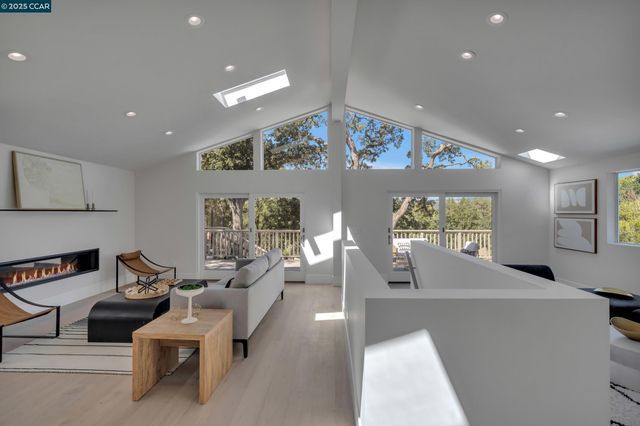 127 Caminar Way, Walnut Creek, CA 94596