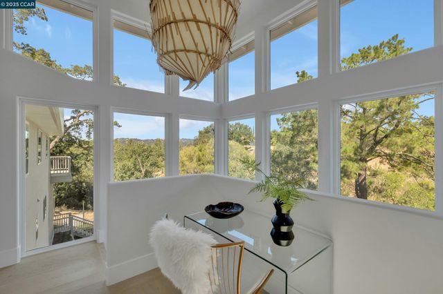 127 Caminar Way, Walnut Creek, CA 94596