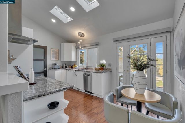 127 Caminar Way, Walnut Creek, CA 94596