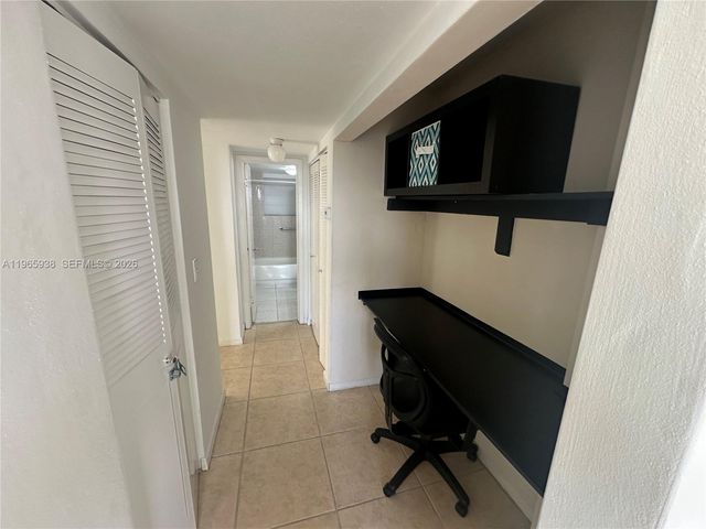 12590 NE 16th Ave 509, North Miami, FL 33161