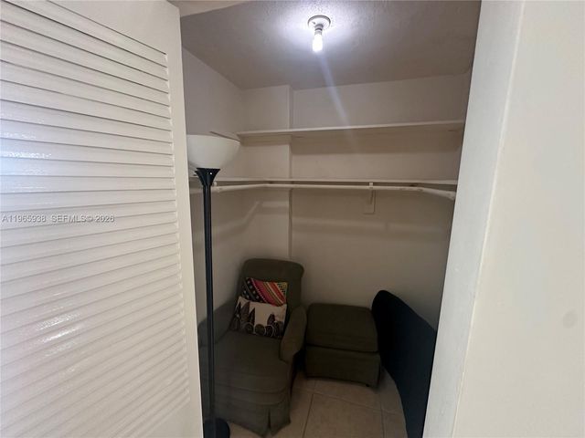 12590 NE 16th Ave 509, North Miami, FL 33161