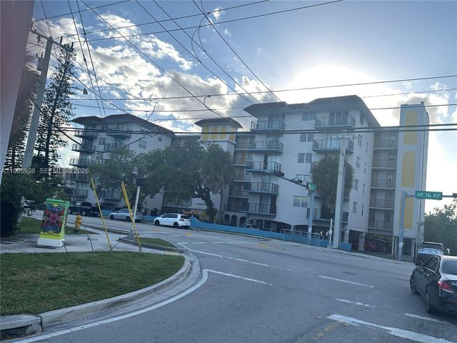 12590 NE 16th Ave 509, North Miami, FL 33161