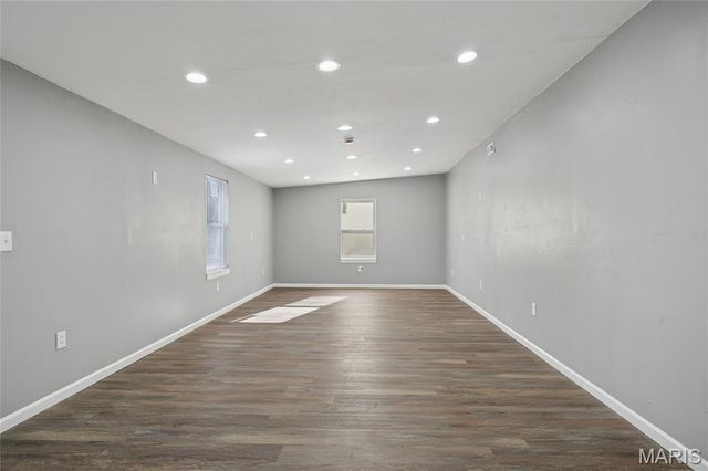 9820 Lorna Lane, St Louis, MO 63136