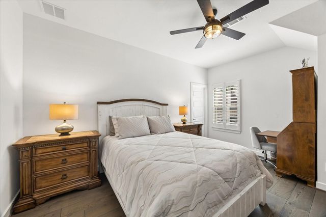 192 Somerset Point Boulevard, Montgomery, TX 77316