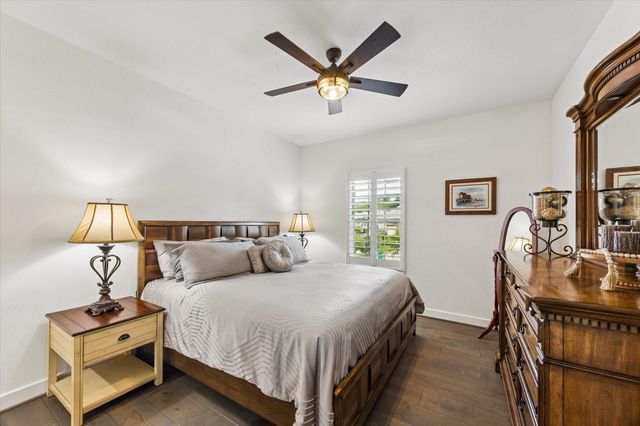 192 Somerset Point Boulevard, Montgomery, TX 77316