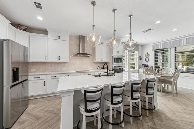 192 Somerset Point Boulevard, Montgomery, TX 77316
