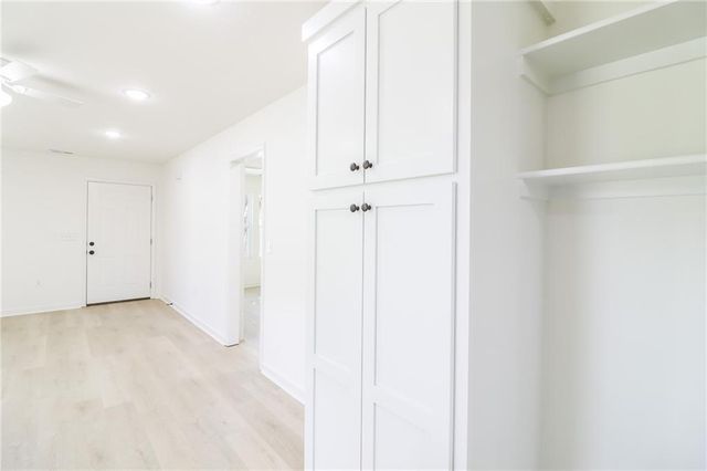 325 W Market Street, Warrensburg, MO 64093