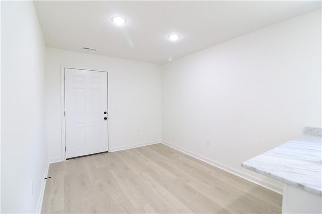 325 W Market Street, Warrensburg, MO 64093