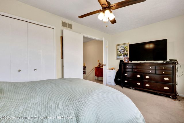 2036 Blue Lac Drive, Haslett, MI 48840