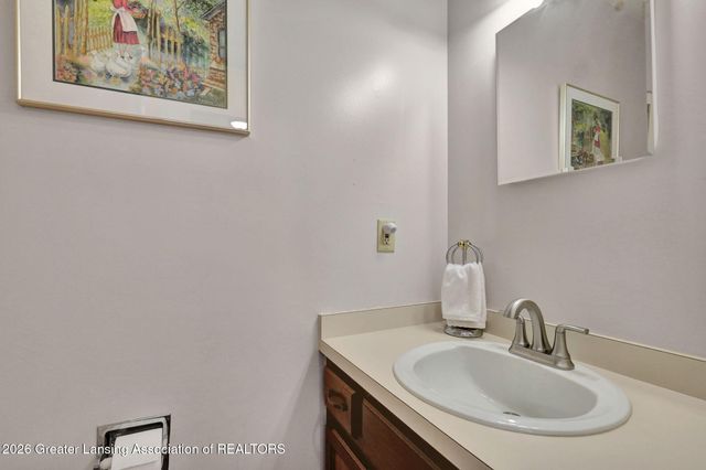 2036 Blue Lac Drive, Haslett, MI 48840