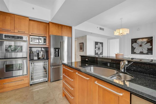 333 Las Olas Way 3006, Fort Lauderdale, FL 33301